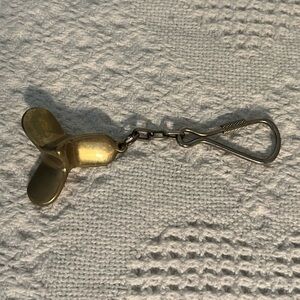 Propeller keychain